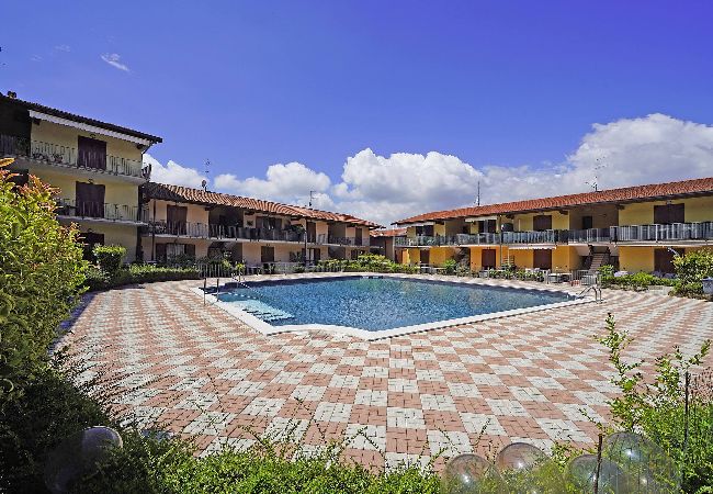 Appartamento a Moniga del Garda - Apt Magenta BS-F373-MAGE17AT