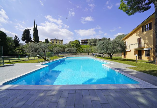 Appartamento a Moniga del Garda - Olive Garden Garda - pool & view
