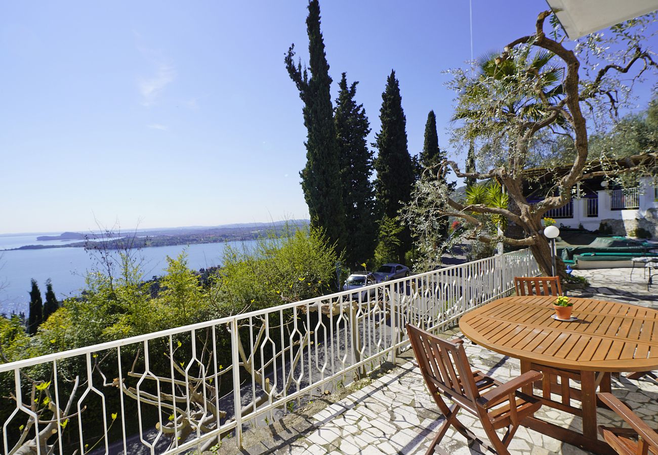 Villa a Gardone Riviera - Villa Samanta