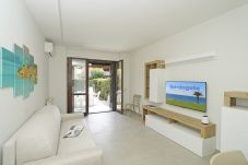 Appartamento a Sirmione - Garden and pool retreat