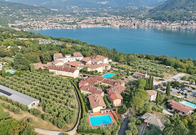 Cisano Holiday Apartment, foto 48