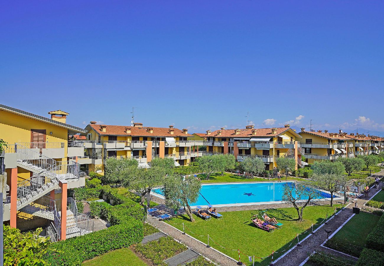 Ferienwohnung in Sirmione - Villaggio dei fiori - Viola BS-I633-RAFF1A1 