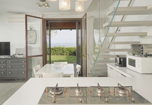 Chalet in Moniga del Garda - Garda Prestige Retreat