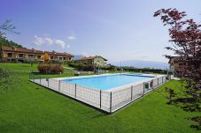 Ferienwohnung in Puegnago sul Garda - Appartamento Borgo Alto