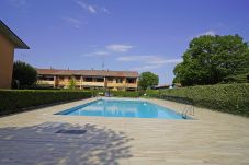 Ferienwohnung in Sirmione - Garden and pool retreat