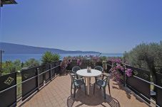 Ferienwohnung in Toscolano-Maderno - Appartamento Bouganville