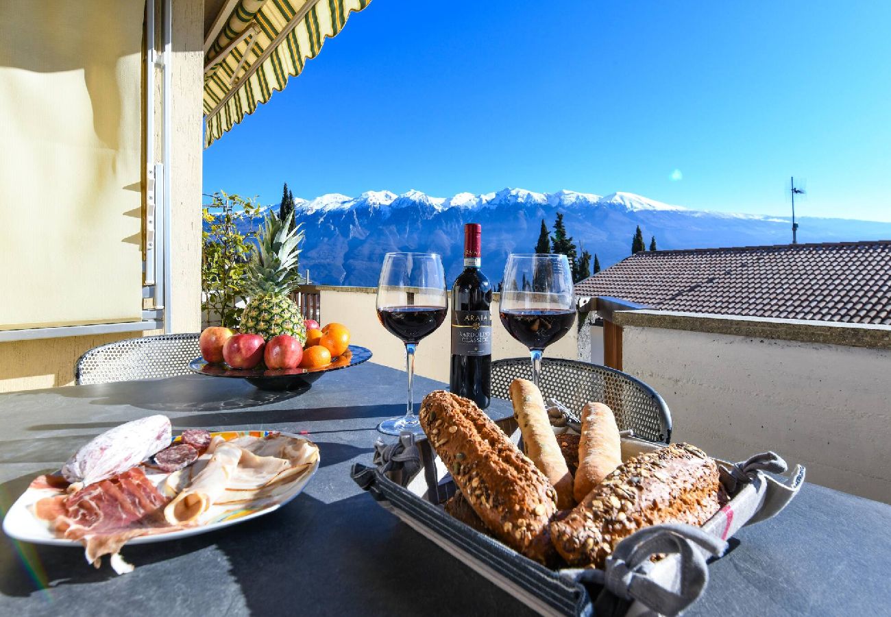 Apartment in Tignale - La Portella