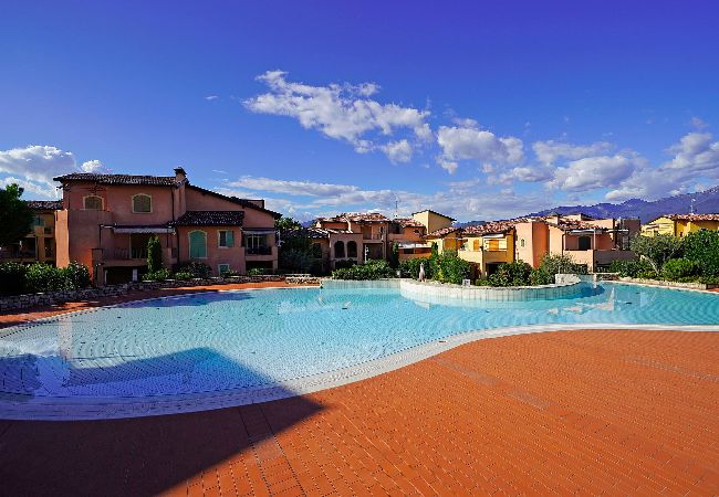 Apartment in Manerba del Garda - Borgo del Torchio BS-E883-TORC21AT