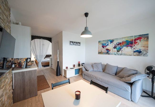 Apartment in Picedo - BS-G801-MONT26AT