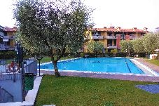 Apartment in Sirmione - Villaggio dei fiori - Fiordaliso BS-I633-CARA3AT 