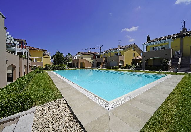 Apartment in Peschiera del Garda - L´oasi del Lago