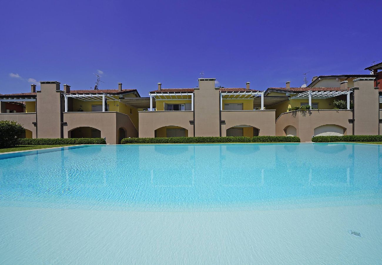 Apartment in Peschiera del Garda - L´oasi del Lago