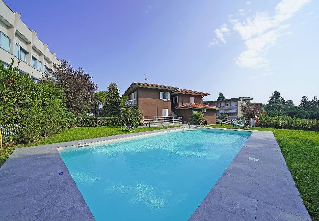 Apartment in Sirmione - Apt Le Ballerine BS-I633-GIUS42A