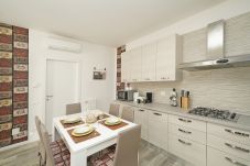 Apartment in Manerba del Garda - Casa Barbara