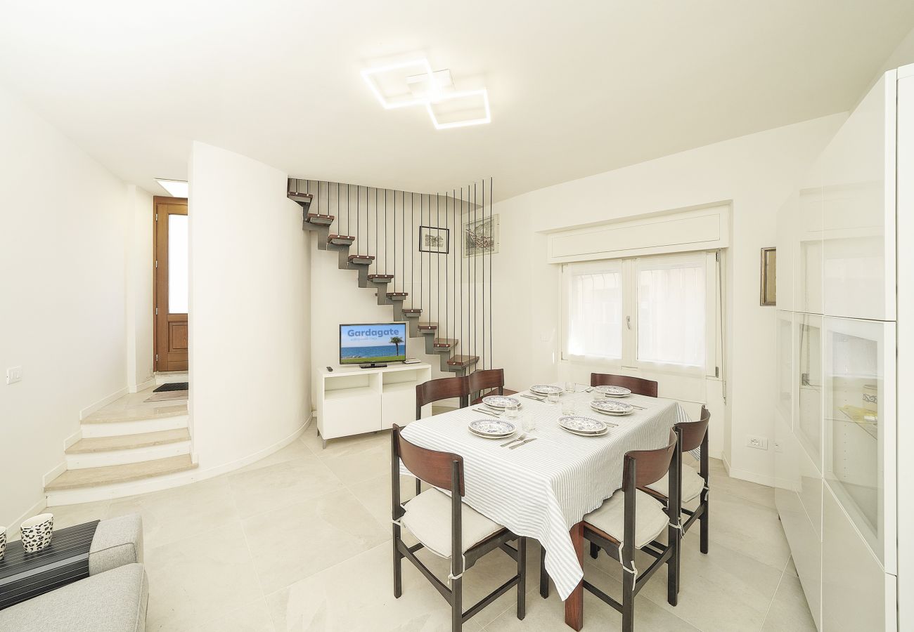 Apartment in Toscolano-Maderno - Casa all'angolo relax