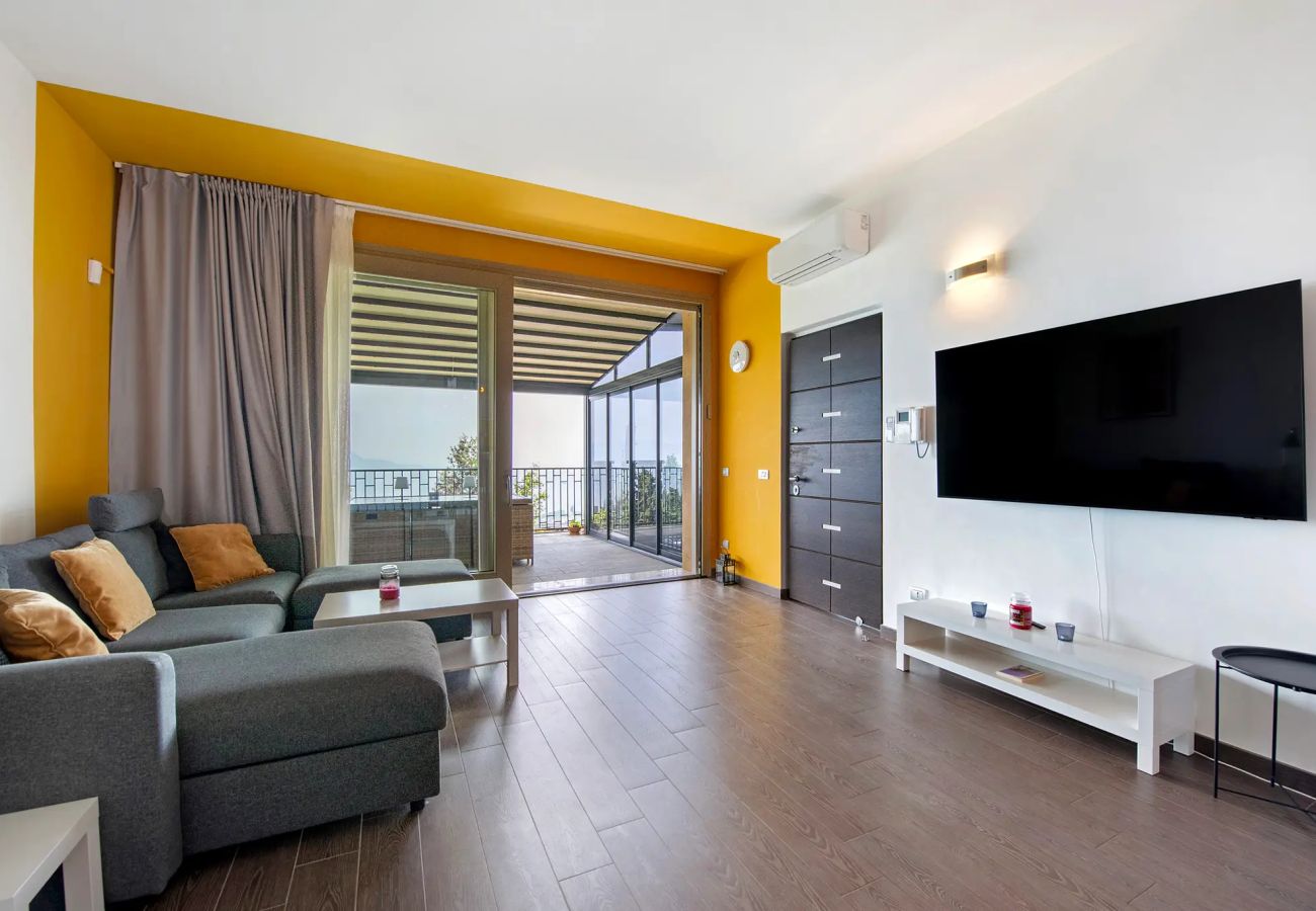 Apartment in Toscolano-Maderno - Virgilio Giallo