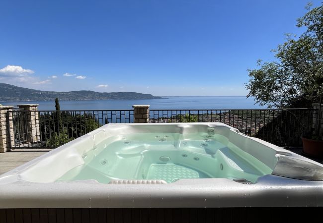 Apartment in Toscolano-Maderno - Virgilio Rosso