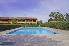 Apartment in Sirmione - Garden and pool retreat