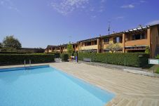Apartment in Sirmione - Garden and pool retreat